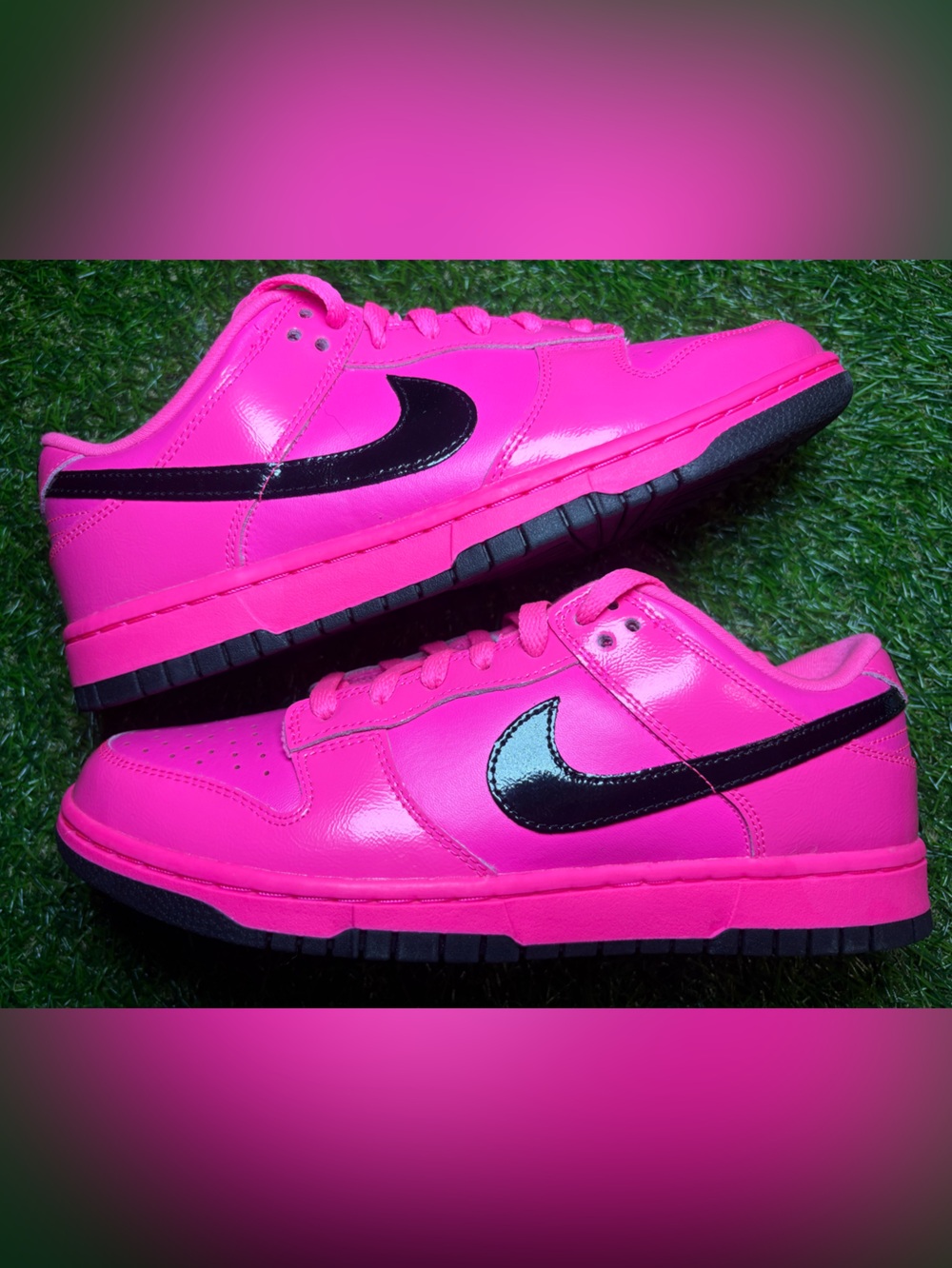 Nike Kids Hot Pink Low-Top Sneakers with Black Swoosh